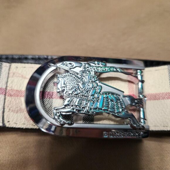 Burberry Women's Reversible Belt - Picture 1 of 8